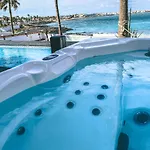 Flamencos By Veaco- Beachfront & Pool Villa *