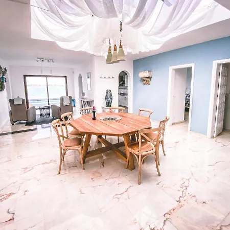 Willa Flamencos By Veaco- Beachfront & Pool *