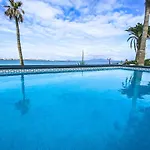 Flamencos By Veaco- Beachfront & Pool Коральео