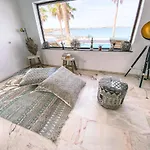 וילה Flamencos By Veaco- Beachfront & Pool *