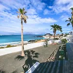 Flamencos By Veaco- Beachfront & Pool Вилла