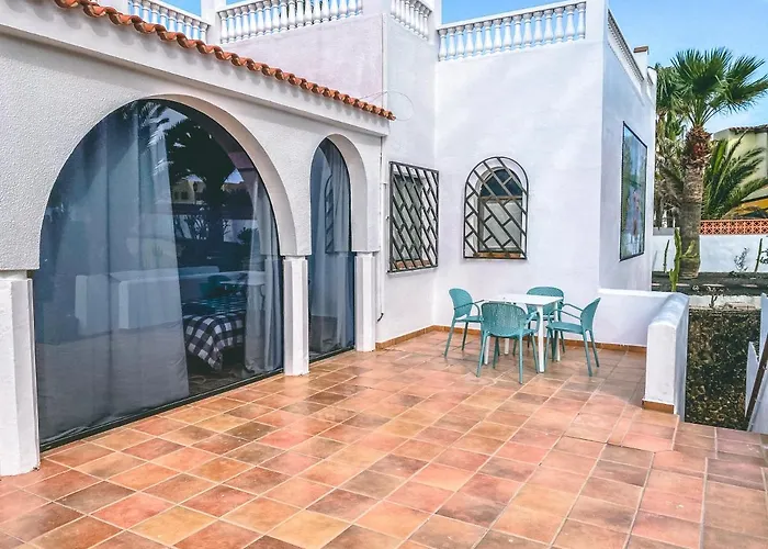 Flamencos By Veaco- Beachfront & Pool * Corralejo