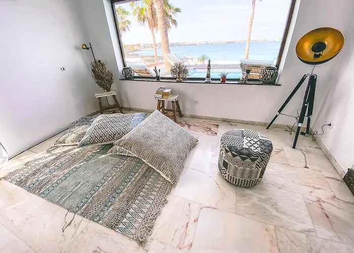 Villa Flamencos By Veaco- Beachfront & Pool *