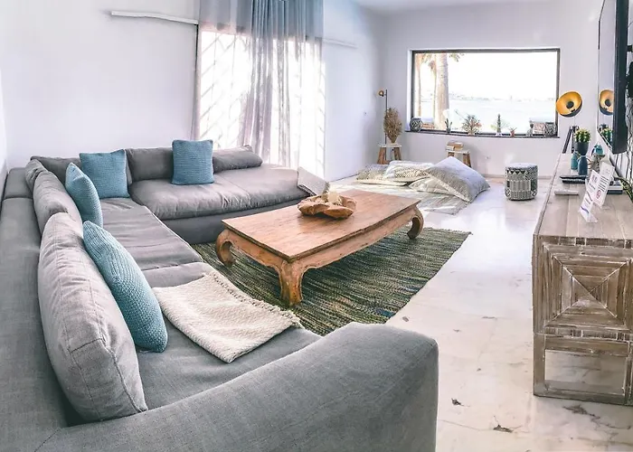 Villa Flamencos By Veaco- Beachfront & Pool *