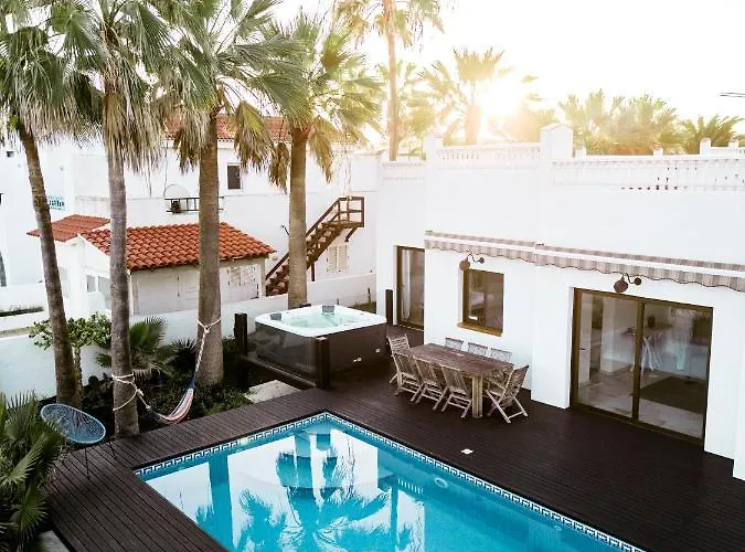 Flamencos By Veaco- Beachfront & Pool Corralejo