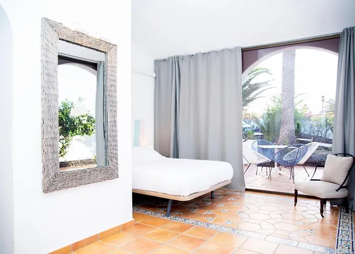 Villa Flamencos By Veaco- Beachfront & Pool *